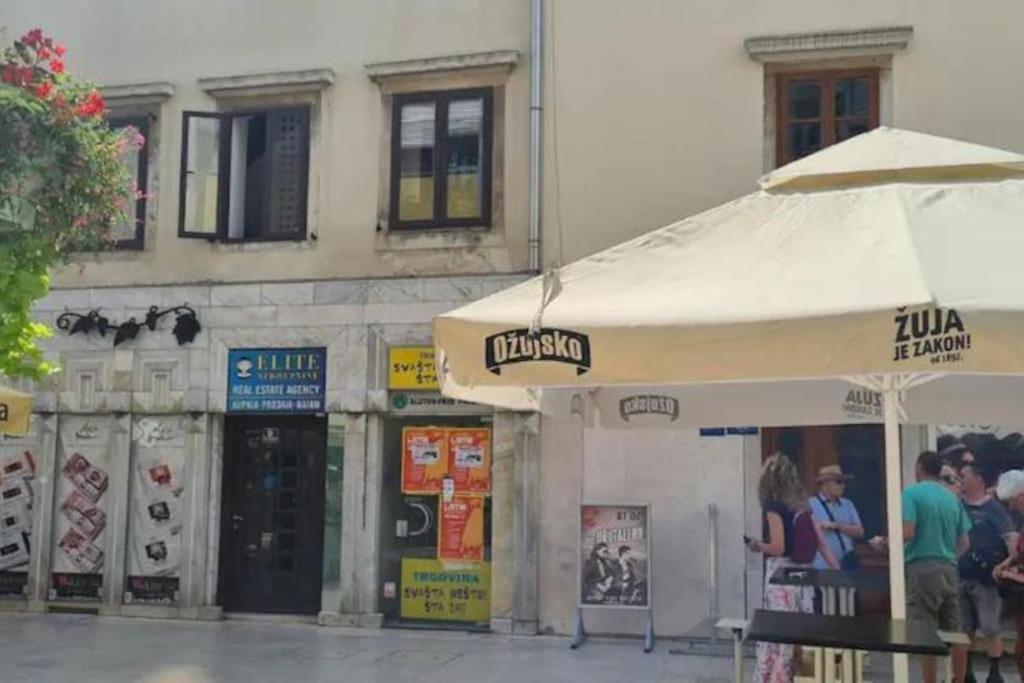 רייקה Apartman Julija 1 מראה חיצוני תמונה