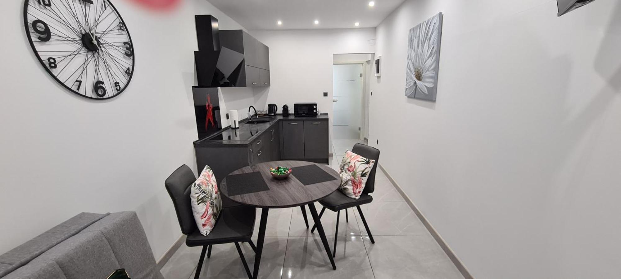 רייקה Apartman Julija 1 מראה חיצוני תמונה
